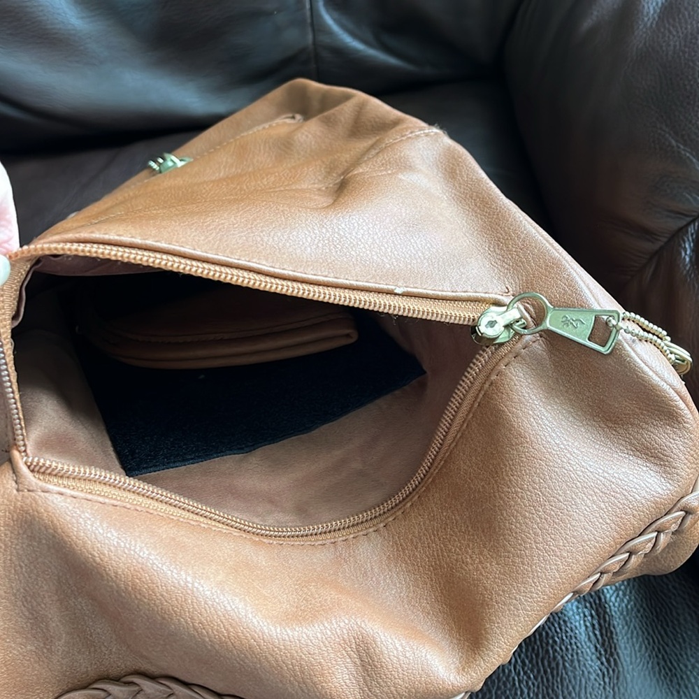 Browning Conceal Carry Purse - Picture 5 of 11